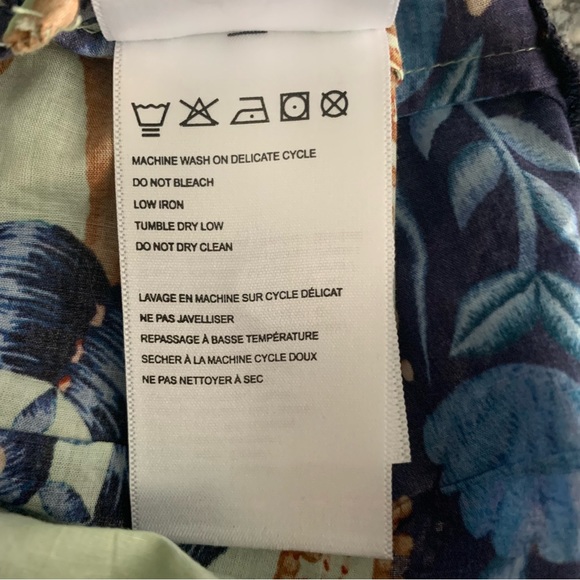 Women’s Farm Rio keyhole Ruffle Top Sz Med - Picture 9 of 12